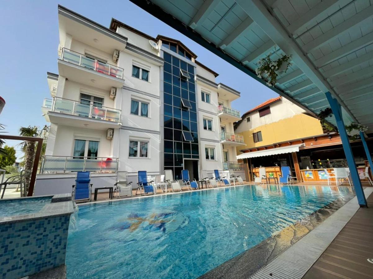 Brian Hotel Velipoje Exterior photo