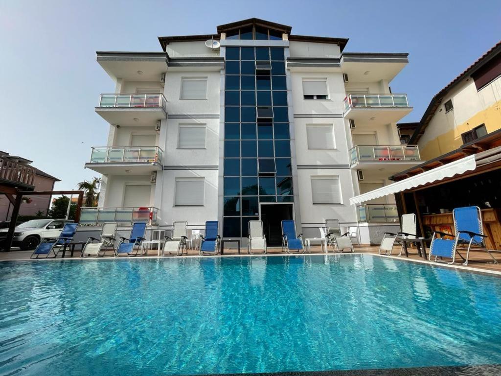 Brian Hotel Velipoje Exterior photo