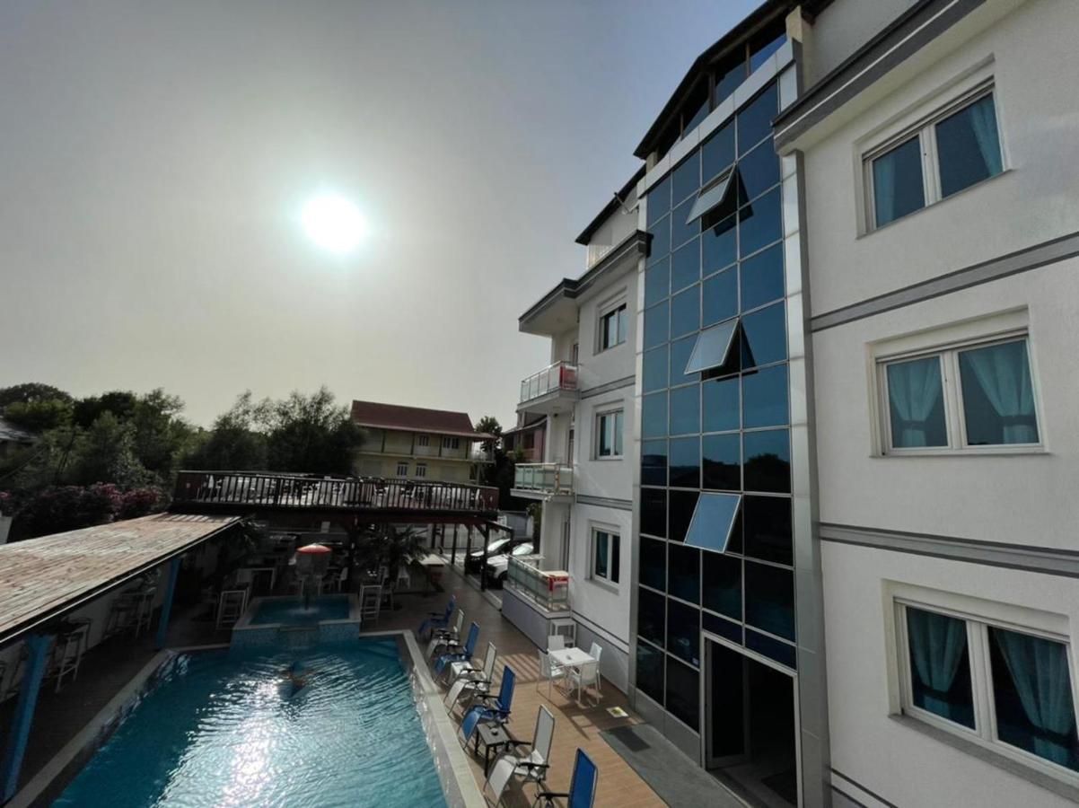 Brian Hotel Velipoje Exterior photo